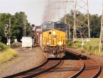 CSX 3282 leads Q438